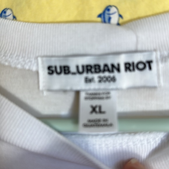 Suburban Riot Youth size Fresh T-shirt size XL🍑🍋🍊🍌🍅🍓🥥🍉🥝🍐🍍 - Picture 2 of 3